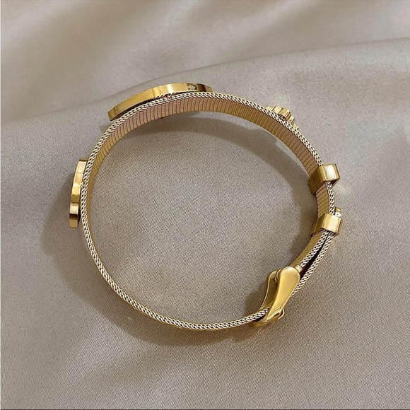 Gold Evil Eye Bracelet - Picture 6 of 7